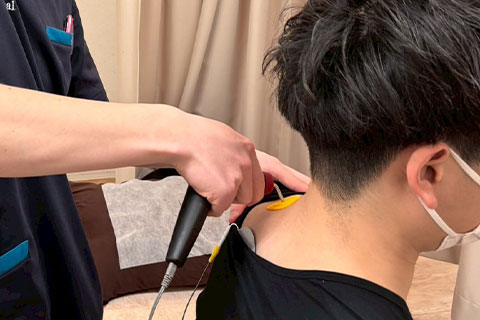 ハイボルテージ電気療法